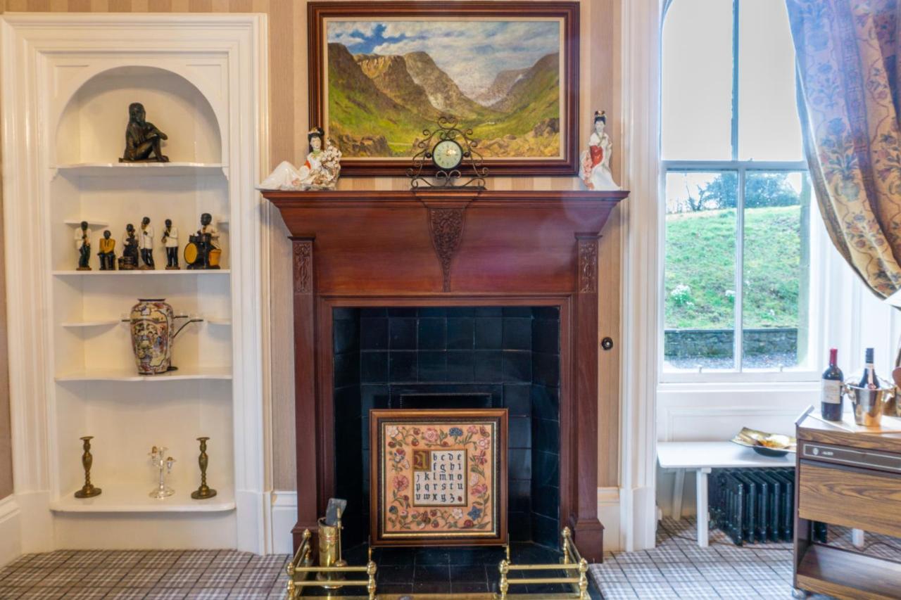 Newton Manor House -7 Bedroom House Holiday home *